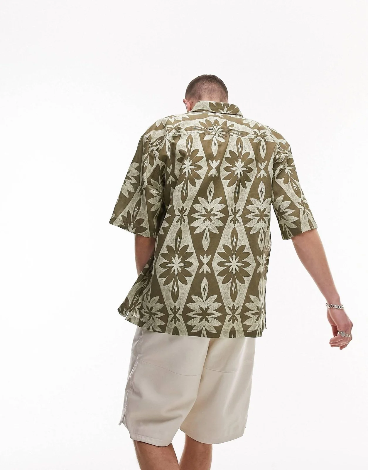 FLORAL TRIANGLE - Image 3